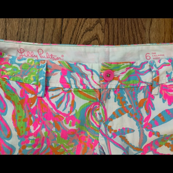 Lilly Pulitzer Pants - Lilly Pulitzer Callahan 5” Shorts. Size 6 EUC